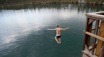 blue hole tour bahamas